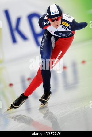 Tschechische Eisschnellläuferin Martina Sáblíková konkurriert in der Frauen 3000m Rennen der Eisschnelllauf-WM an Max Aicher Arena in Inzell, Deutschland, 10. Februar 2013. Martina Sáblíková belegte den dritten Platz. Foto: TOBIAS HASE Stockfoto