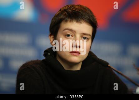 Französische Schauspielerin Pauline Etienne besucht die Pressekonferenz für den Film "Die Nonne" ("La Religieuse") während der 63. jährlichen internationalen Filmfestspiele Berlin, in Berlin, Deutschland, 10. Februar 2013. Der Film wird im Wettbewerb der Berlinale präsentiert. Foto: Hannibal/dpa Stockfoto