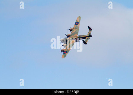 RAF Avro Lancaster Bomber während des Fluges Stockfoto