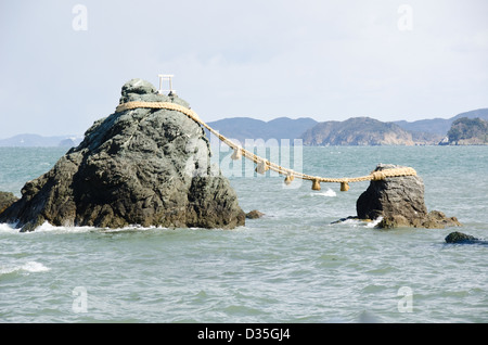 Meoto iwa oder der Geliebte und liebte ein Felsen an Mie, Japan Stockfoto