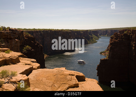 Expeditionsschiff Kimberley Quest, King George fällt, Kimberley Küste, Nord-Australien Stockfoto