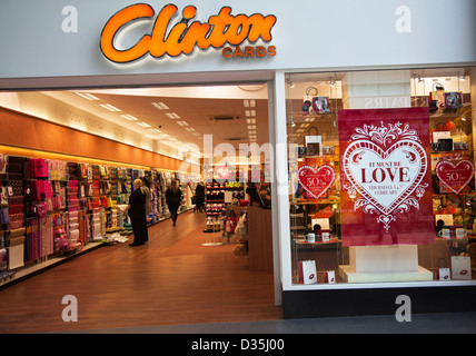 Clintons Karte Shop The Geschäfte und Straßen von Lancashire Stadt Wigan, Großbritannien Stockfoto