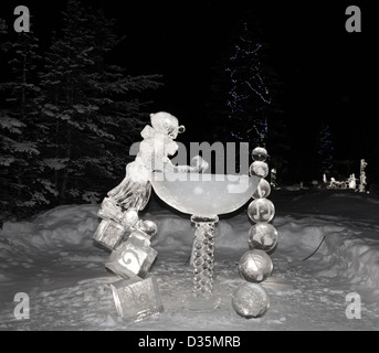 Lake Louise Ice Magic Festival-Eis-Skulptur, Teil des Banff National Park Schneetage. Stockfoto