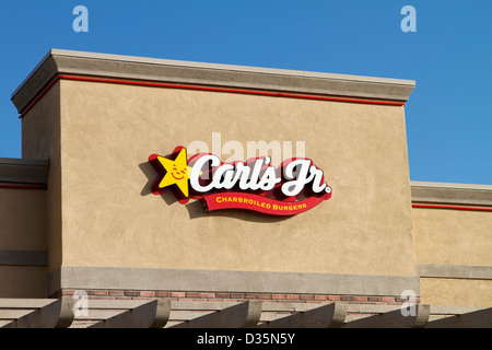 Carls Junior Fastfood-Restaurant und durchfahren. Orange-Kalifornien-USA Stockfoto