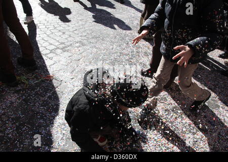 10. Februar 2013 Karnevalszug auf Via Nazionale Street in Rom Italien Stockfoto