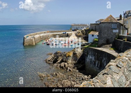 Cornish Fischen Dorf von Coverack Stockfoto