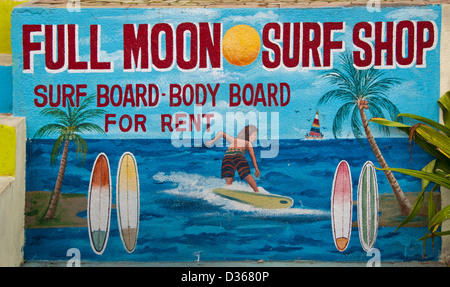 Vollmond Surf Shop Covelong (Kovalam oder Cobelon) Indien Tamil Nadu Stockfoto