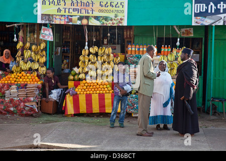 Typische Straßenszene, Bahir Dar, Äthiopien Stockfoto