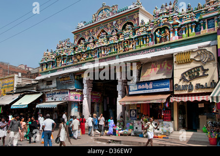 Schneider-Markt gegenüber der Sri Meenakshi Amman Tempel in Madurai Indien indischen Tamil Nadu Stadt Stadtzentrum Stockfoto