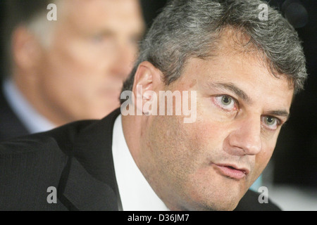 ADQ Führer Gerard Deltell berücksichtigt das Reseau Liberte Quebec-treffen Teil Stockfoto