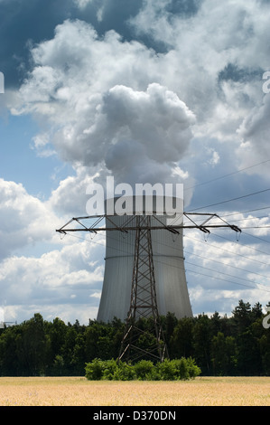 Spremberg, Deutschland, Kühlturm von Braunkohle-Kraftwerk Schwarze Pumpe Stockfoto