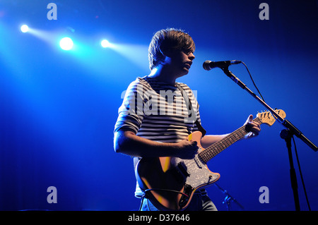 BARCELONA, Spanien - NOV 13: Jenny und Johnny führt auf Razzmatazz am 13. November 2010 in Barcelona. Stockfoto