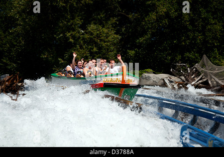 Wasser-Achterbahn im Europapark in Rust. Süddeutschland Stockfoto