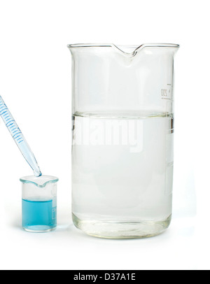 Labor-Glaswaren-Ausrüstung. Labor-Becher Stockfoto