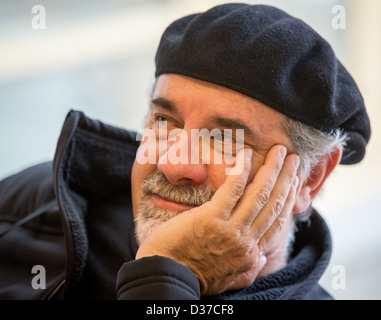 Porträt des Mannes mit Hut Stockfoto