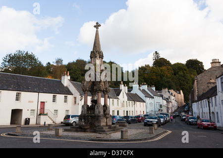 Dunkeld Marktplatz und Brunnen. Atholl Memorial Fountain Schottland, Vereinigtes Königreich Stockfoto