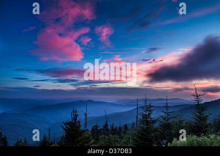 Sonnenuntergang, Clingmans Kuppel, Great Smoky Mountains Nationalpark, North Carolina Stockfoto