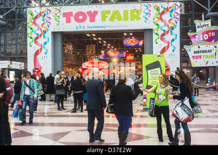 110. amerikanischen Internationalen Spielwarenmesse im Jacob Javits Convention Center in New York Stockfoto