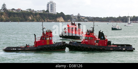 Schleppboote, Auckland, New Zealand, Montag, 28. Januar 2013. Stockfoto