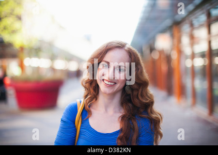 Holland, Goirle, Porträt von elegante Frau Stockfoto