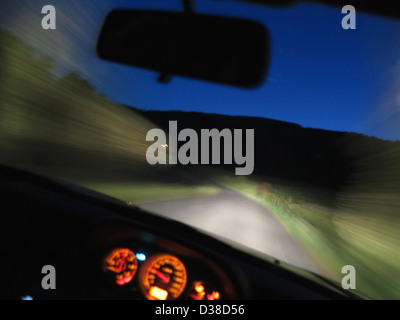 Auto fahren schnelle - Blick vom in einem Auto Stockfoto