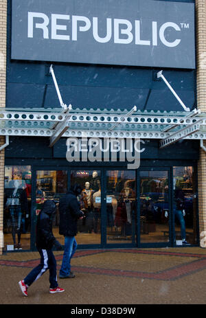 Fort Kinnaird, Edinburgh, Schottland, Großbritannien. 13. Februar 2013. Republic Fashion Kette Verwaltung bestätigt. Geschäft abgebildet Fort Kinnaird. Stockfoto