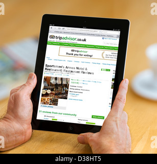 Die Website von TripAdvisor UK betrachtet auf eine 4. Generation des Apple iPad Stockfoto