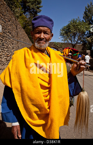 Porträt von einem christlichen Priester, Gondar, Äthiopien Stockfoto