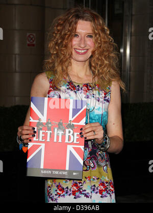 Melanie Masson kommt für die Let It Be - Gala-Abend im Savoy Theatre, The Strand. Stockfoto