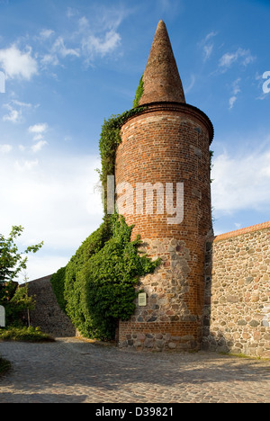 Der Pulverturm in der historischen Stadtmauer Templin, Deutschland Stockfoto