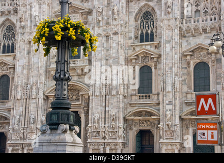 Reich verzierte dekorativ geschnitzten Fassade Mailand Kathedrale Mailand Lombardei Italien Europa Stockfoto