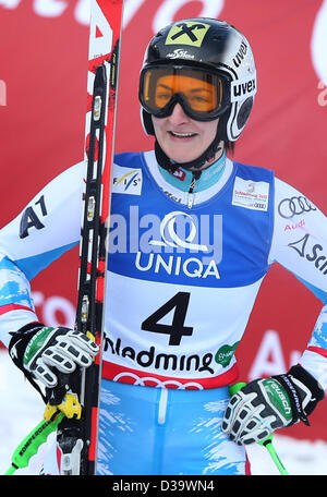 Schladming, Österreich. 14. Februar 2013. Kathrin Zettel von Österreich reagiert während des ersten Laufs der Riesenslalom der Damen bei den alpinen Ski-WM in Schladming, Österreich, 14. Februar 2013. Foto: Karl-Josef Hildenbrand/Dpa/Alamy Live News Stockfoto