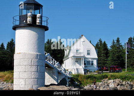 Marshall Point Lighthouse angesehen, aus dem Wasser (Maine, USA) Stockfoto