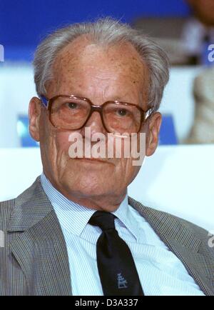 (Dpa-Dateien) - zeigt ein Datei-Bild vom 29. Mai 1991 Vorsitzender der Sozialdemokratischen Partei (SPD) und ehemalige Bundeskanzler Willy Brandt. Stockfoto