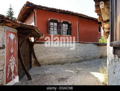Haus aus der Epoche der bulgarischen Wiedergeburt in Koprivshtitsa, Bulgarien Stockfoto