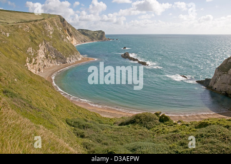 St. Oswald-Bucht in der Nähe von Lulworth an der Küste von Dorset, Blick nach Osten in Richtung Dungy Kopf in der Ferne Stockfoto