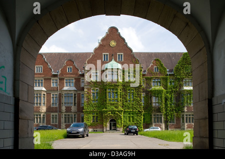 Berlin, Deutschland, unsanierten Gebäude der ehemaligen psychiatrischen Kliniken in Berlin-Buch Stockfoto