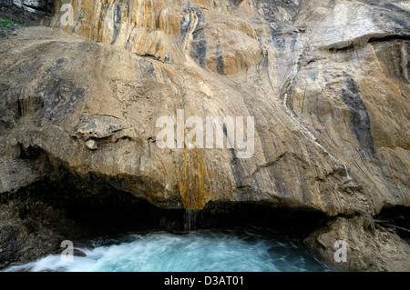 Wasserfall fällt Wildwasser Johnston Creek Johnston Canyon Bow Valley Parkway Banff Nationalpark Alberta Kanada Stockfoto