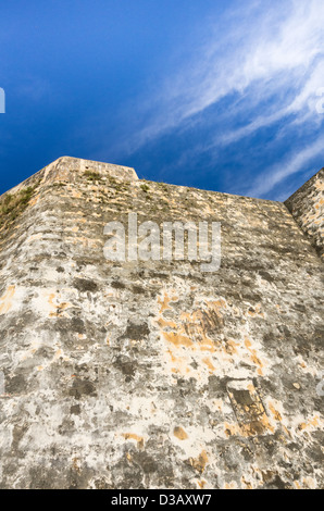 Innenansicht der Festung El Morro zeigt Mauern und Wälle San Juan, Puerto Rico Stockfoto