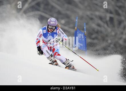 Schladming, Österreich. 14. Februar 2013. Tessa Worley (FRA), 14. Februar 2013 - Alpine Ski: FIS Alpine World Ski Championships 2013 Riesenslalom 1. Lauf in Schladming, Österreich. (Foto von Hiroyuki Sato/AFLO/Alamy Live-Nachrichten) Stockfoto