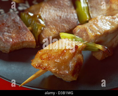 Japanische aufgespießt, Huhn, Schweinefleisch, MeatYakitori .closeup Stockfoto