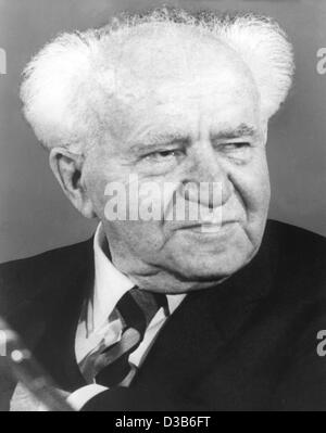 (Dpa-Dateien) - zeigt eine undatierte Datei Bild ehemaligen israelischen Ministerpräsidenten David Ben Gurion. Ben Gurion den Staat Israel im Mai 1948 gegründet und dazu beigetragen, um sein Land in den folgenden Jahren zu stabilisieren. Er wurde am 16. Oktober 1886 in Plonsk, Polen, geboren und starb am 1. Dezember 1973 in Tel Aviv. Stockfoto