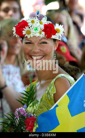 (Dpa) - lächelt Kronprinzessin Victoria von Schweden während der Feierlichkeiten des 28. Geburtstag Schloss Solliden in Borgholm, Schweden, 14. Juli 2005. (NIEDERLANDE) Stockfoto