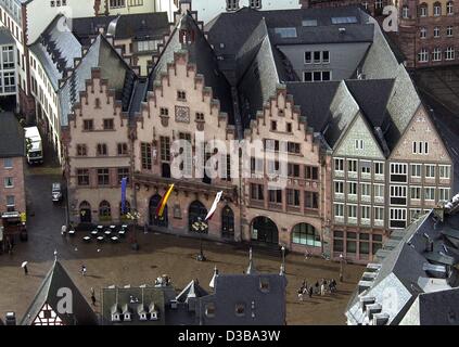 (Dpa) - ein Blick auf das Rathaus genannt "Römer", Frankfurt am Main, 18. Oktober 2002. Stockfoto