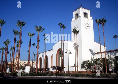 (Dpa-Dateien) - eine Ansicht von der Union Station Zug station in Los Angeles, Januar 1999. Los Angeles Union Passenger Terminal war der letzte der großen Bahnhöfe, die im Jahr 1939, die drei großen westlichen Eisenbahnen, Southern Pacific, Union Pacific und der Santa Fe zu dienen eröffnet. Stockfoto