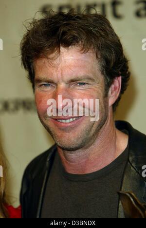 (Dpa) - US-Schauspieler Dennis Quaid ("The Alamo", "Himmel", so fern "Traffic") kommt bei den Independent Spirit Awards in Santa Monica, Kalifornien, 22. März 2003. Stockfoto