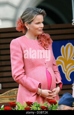 (Dpa) - Schwangere Kronprinzessin Mathilde nimmt Teil an den belgischen Nationalfeiertag Feierlichkeiten in Tagesexkursion, Belgien, 21. Juli 2005. (NIEDERLANDE) Stockfoto