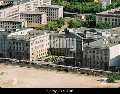 (Dpa) - ein Blick auf das Gebäude des Bundesrates, das Oberhaus des Deutschen Bundestages, in der Leipziger Straße (Leipziger Straße) in Berlin, 17. Juni 2003. Stockfoto