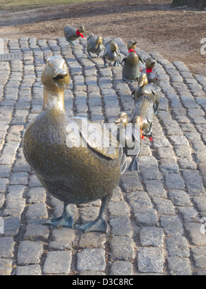 Machen Sie Weg Statuen in Boston Public Garden Ente Stockfoto