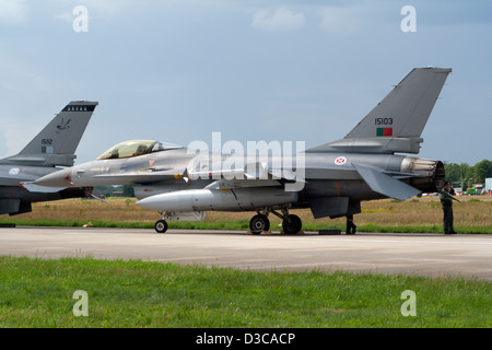 Portugiesische Luftwaffe f-16 Kampfjet Stockfoto